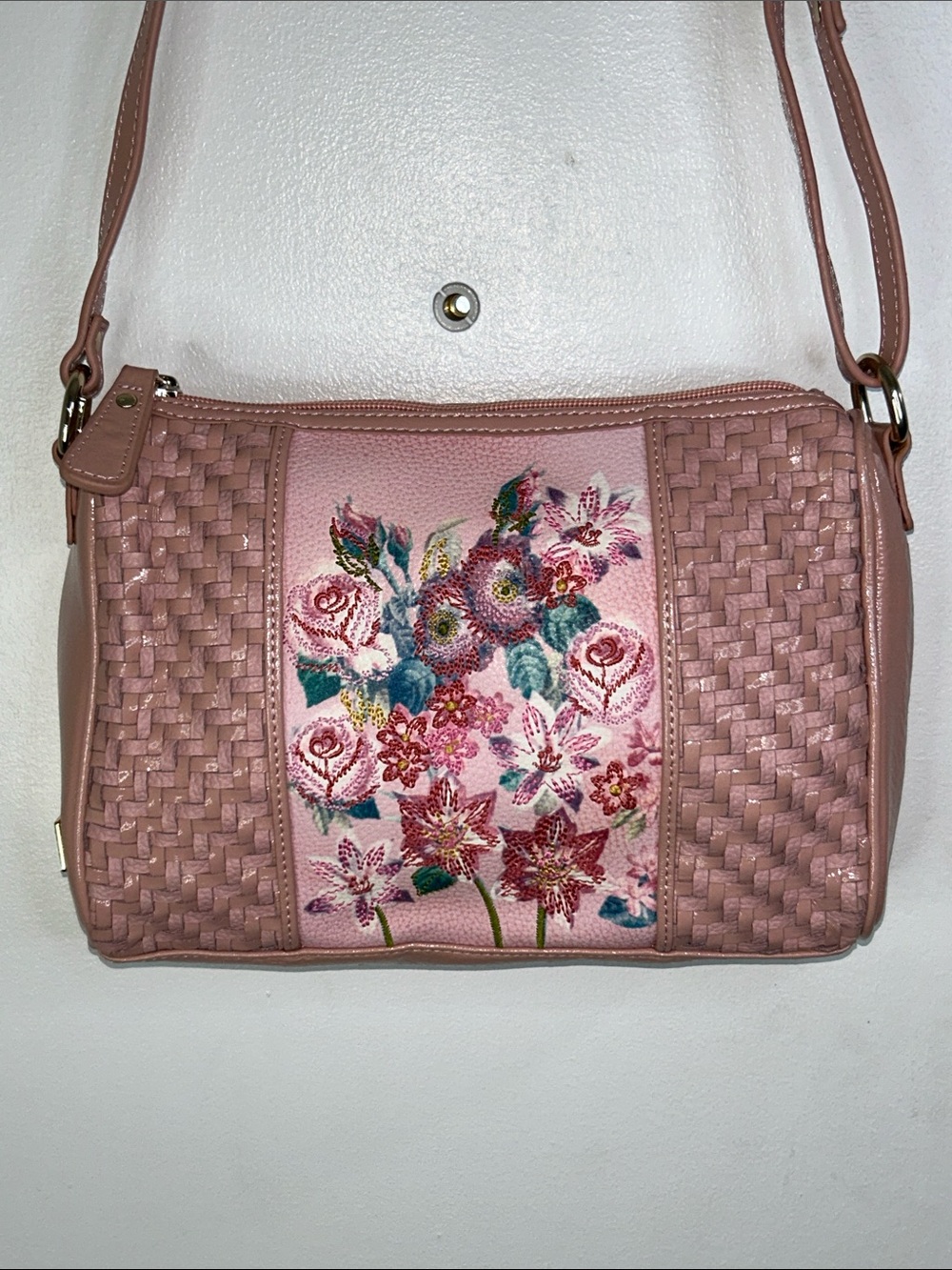 Sharif Designer Vintage Pink Leather Floral Motif Crossbody Shoulder Handbag